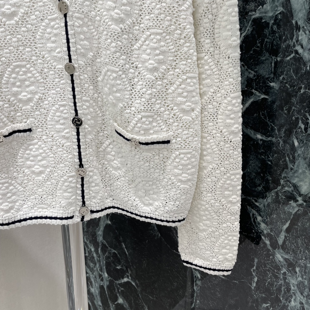 “Autumn New Clothes: Tory BURC Women’s Single-Rate Hard-Core Fashion Packaging” - 图片 4