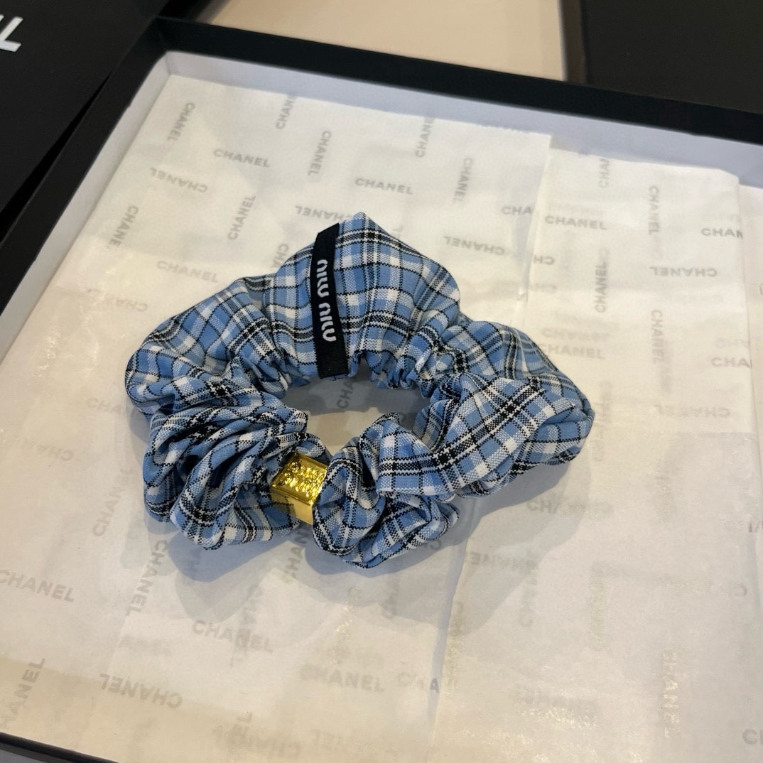 🆕

miumiu缪缪新款发圈