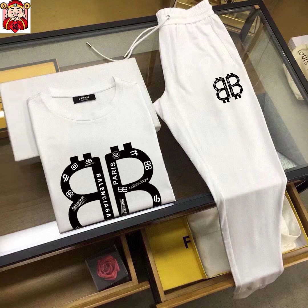Balenciaga BALENCIAGA 巴黎世家 (胖子福音) 2025 世界知名奢侈品牌
