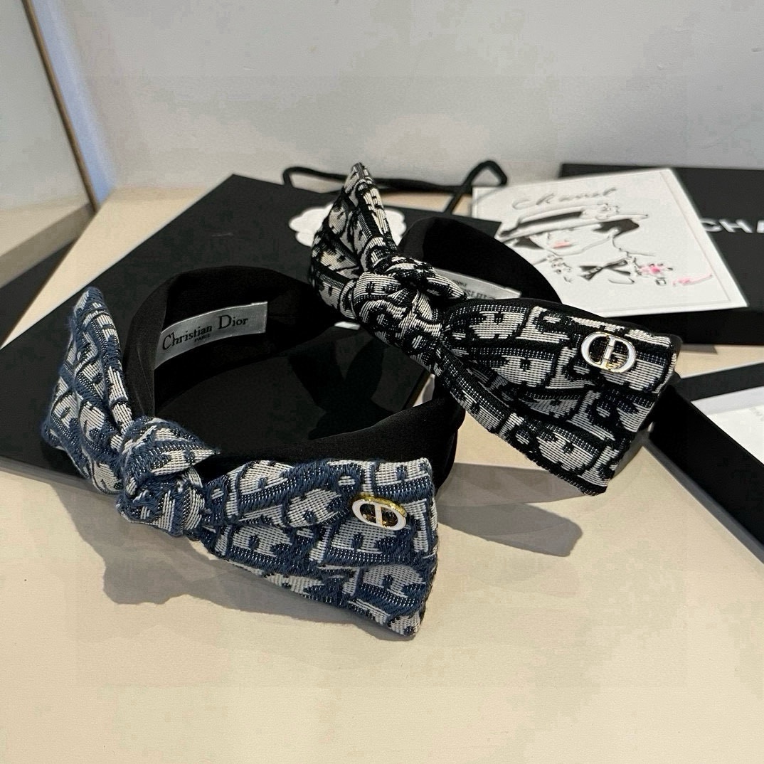🆕

Dior迪奥新款发箍