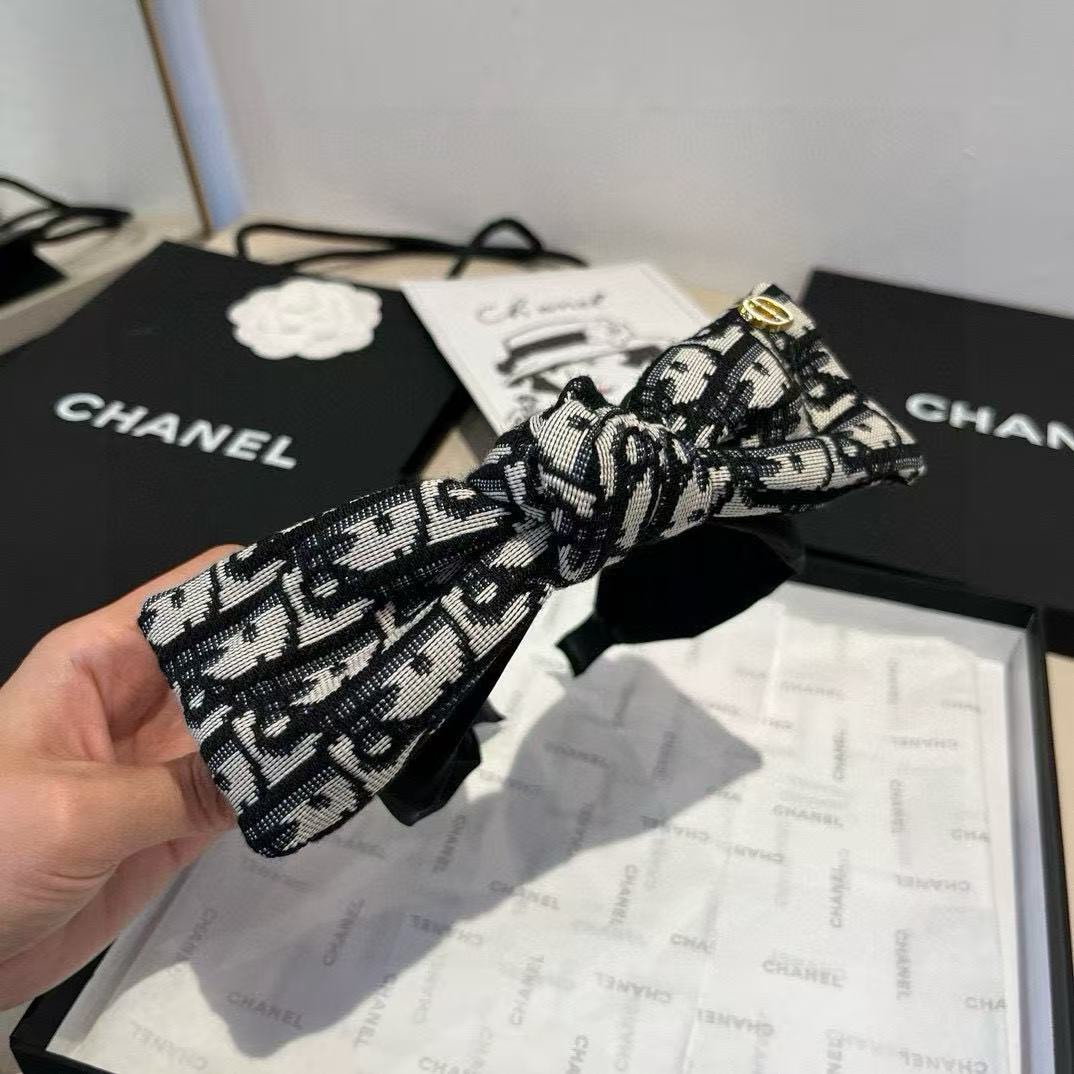 🆕

Dior迪奥新款发箍