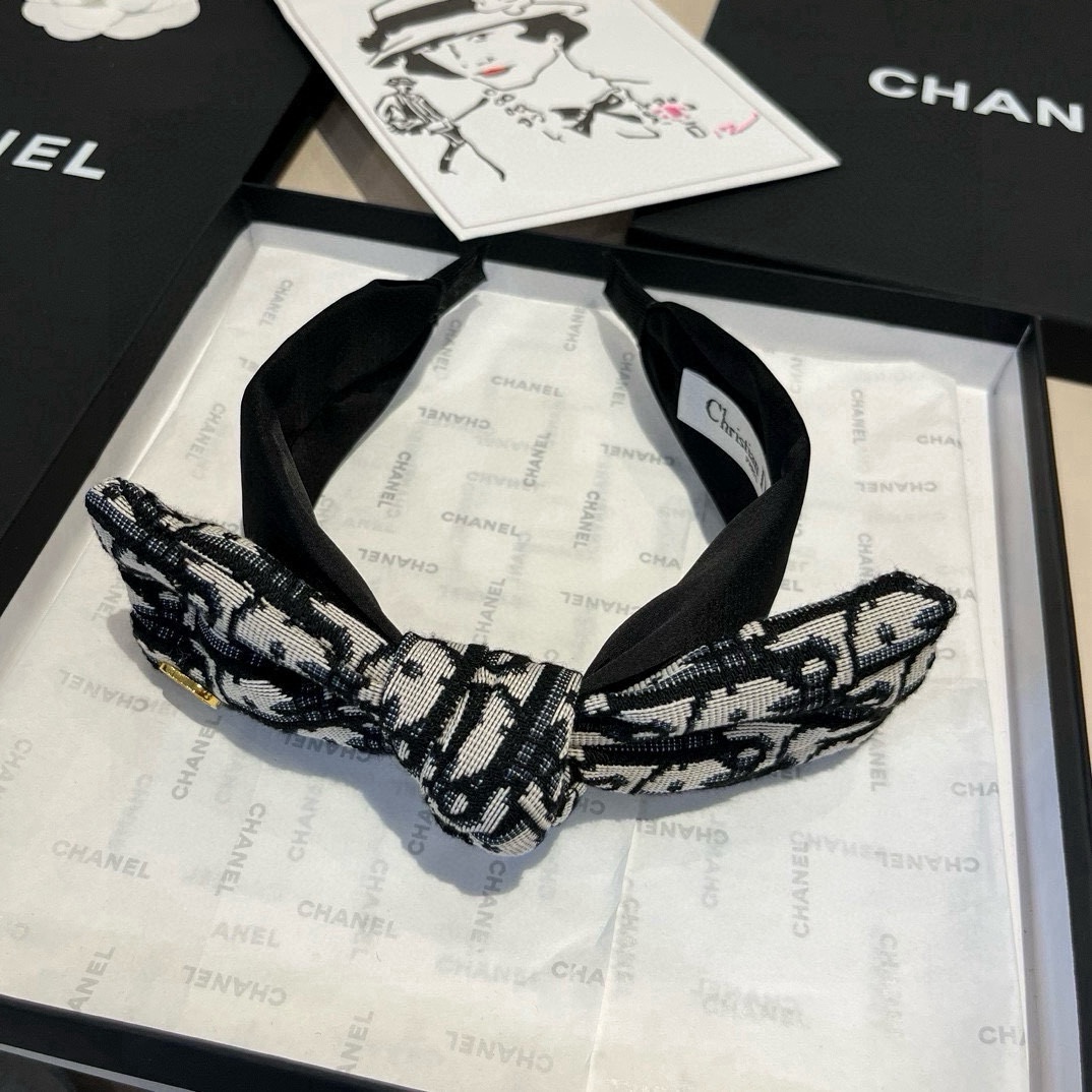 🆕

Dior迪奥新款发箍