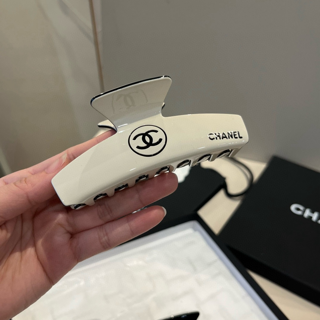 🆕

Dior迪奥新款发箍