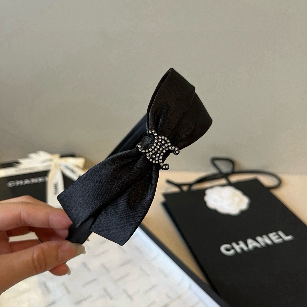 🆕

赛琳新款发箍