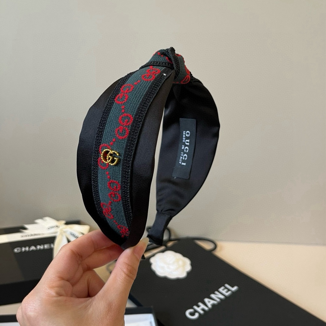 🆕

Gucci古奇新款发箍