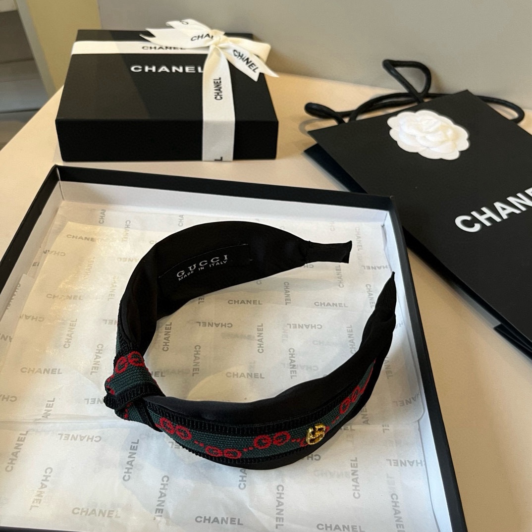 🆕

Gucci古奇新款发箍