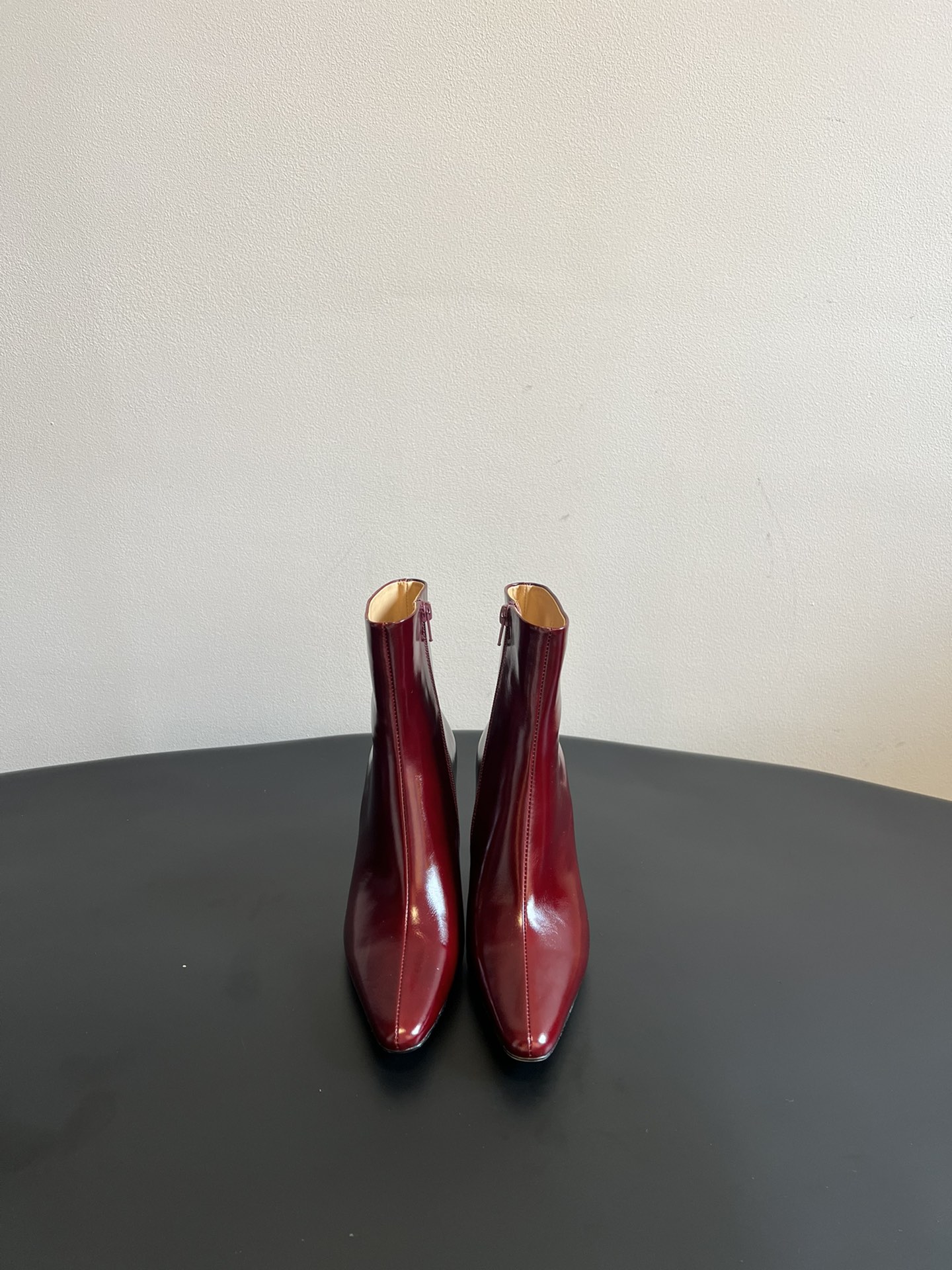 “BYFAR P840 Top Quality Boots Review: Stylish & Versatile Winter Footwear” - 图片 2