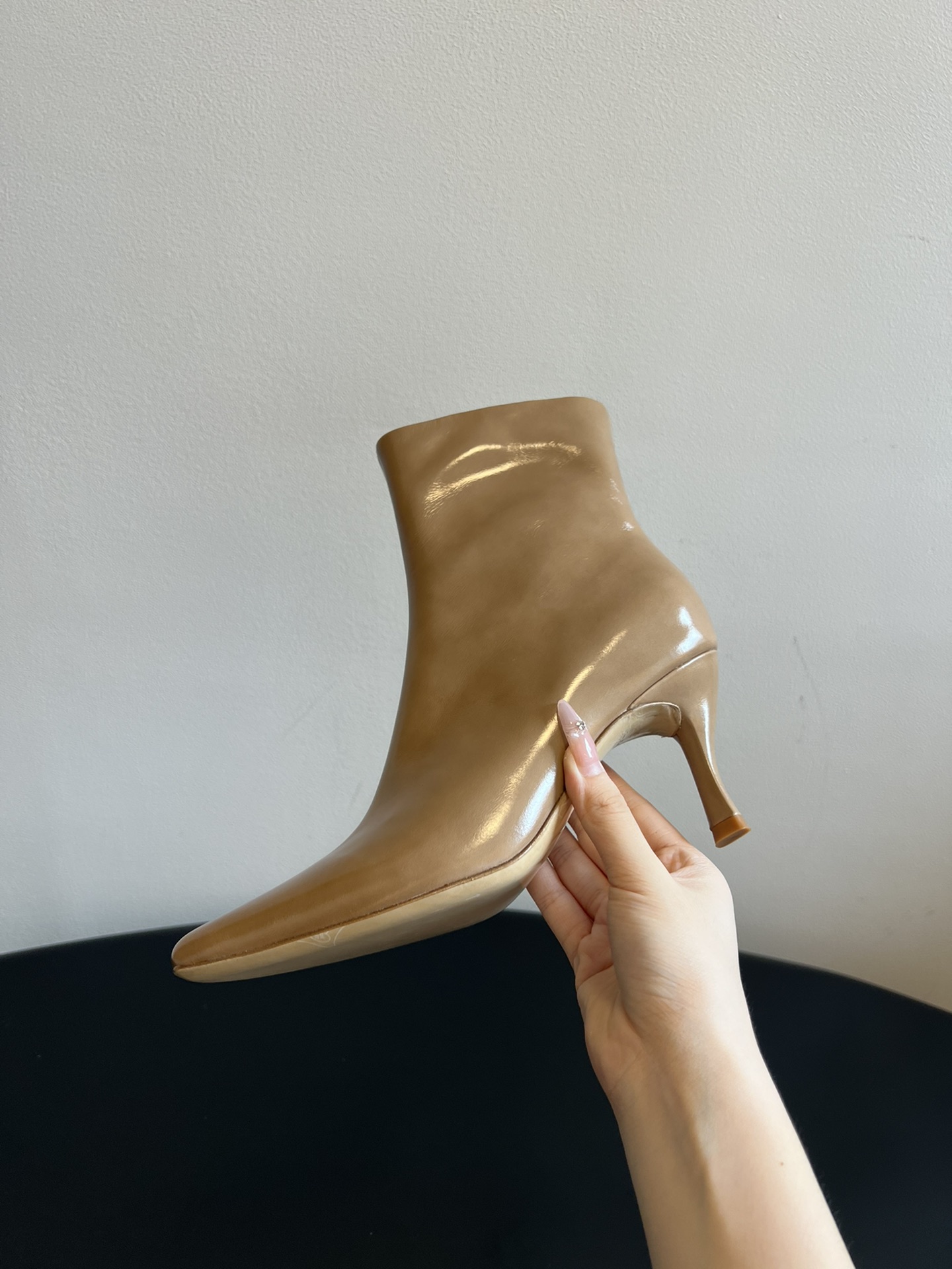 “BYFAR P840 Top Quality Boots: Stylish, Long-legged, Versatile for Work and Everyday Wear” - 图片 7