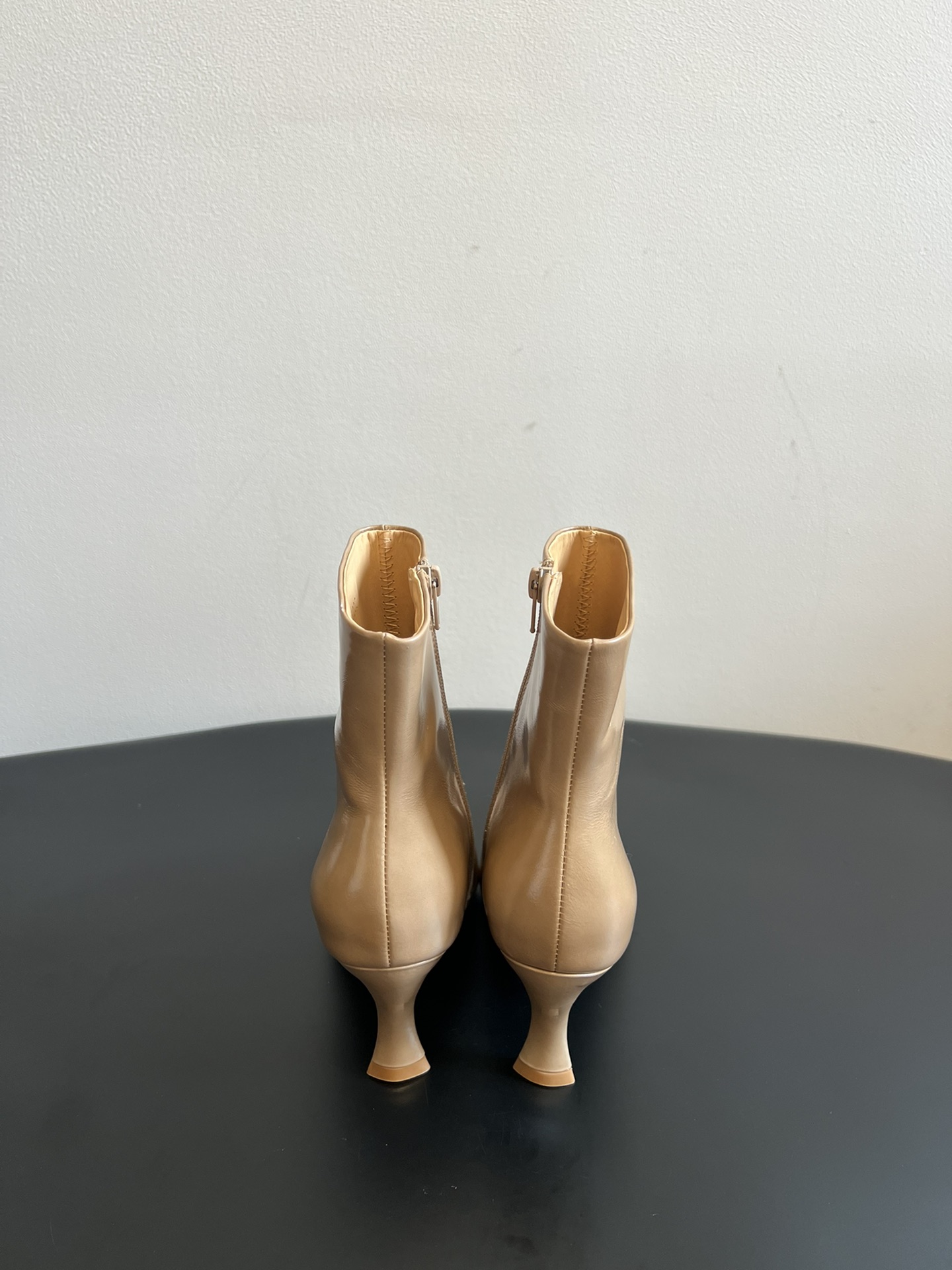 “BYFAR P840 Top Quality Boots: Stylish, Long-legged, Versatile for Work and Everyday Wear” - 图片 5