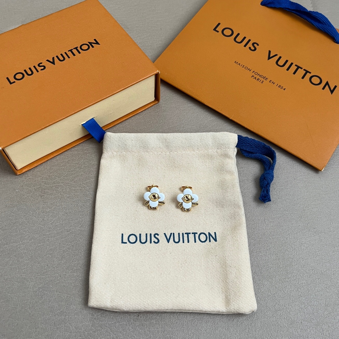 【】LV 耳钉🔹🔹Louis Vuitton 路易威登🔹专柜一致材质 火爆款出货 设计独特 复古前卫 男