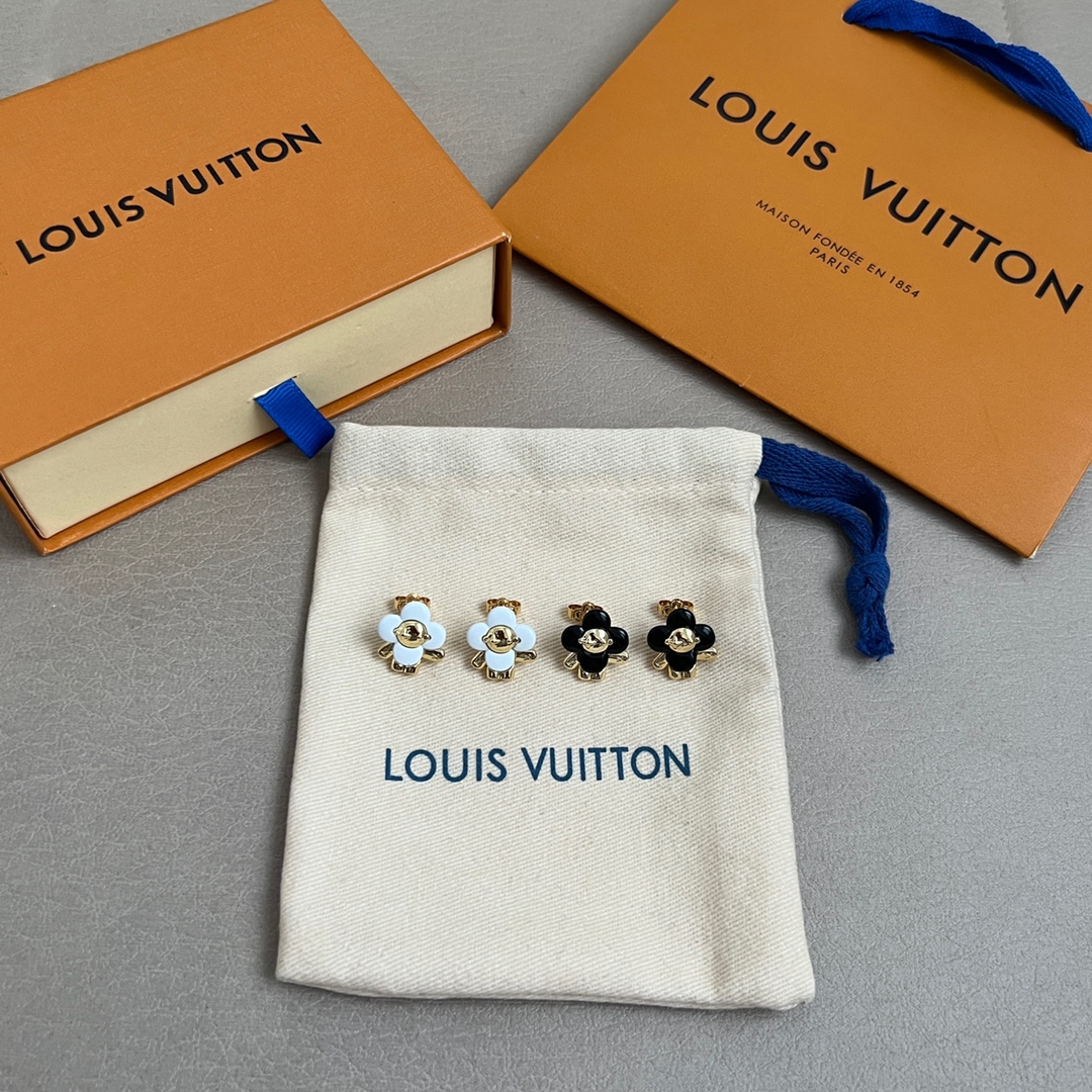 【】LV 耳钉🔹🔹Louis Vuitton 路易威登🔹专柜一致材质 火爆款出货 设计独特 复古前卫 男