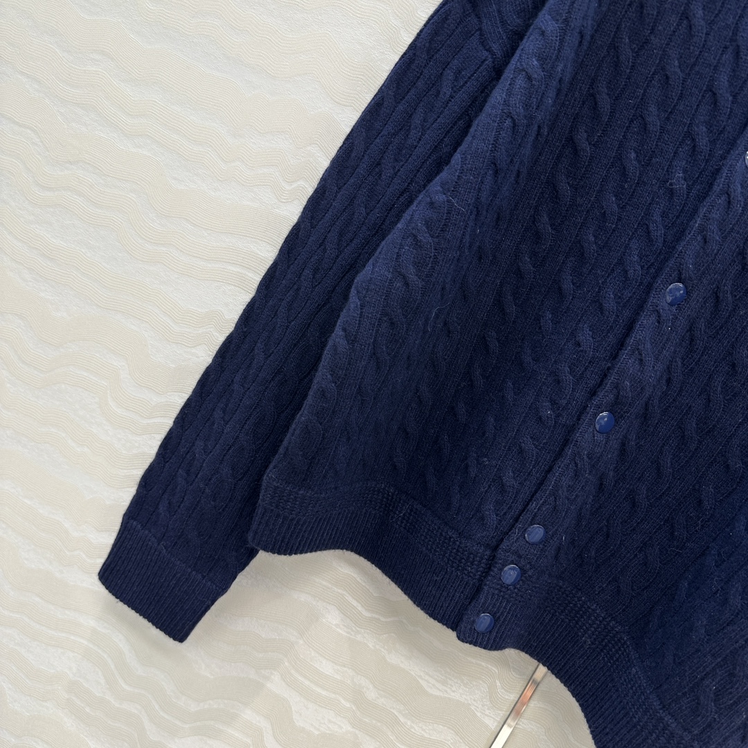 独家首发❤️原单品质❤️浓郁美式风，RL时髦减龄穿搭，网球风棒球夹克绞花羊绒外套！经典落肩版型宽松百搭又