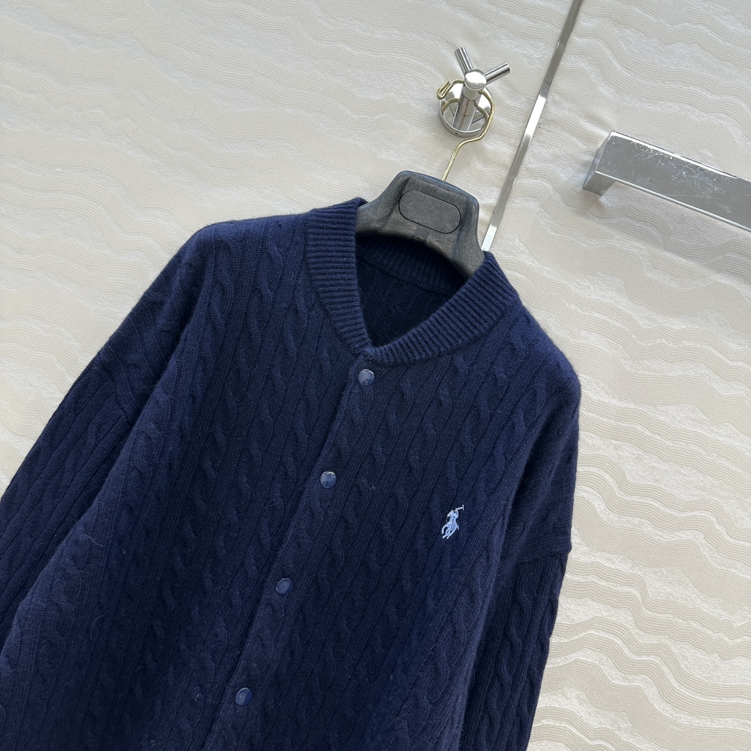 独家首发❤️原单品质❤️浓郁美式风，RL时髦减龄穿搭，网球风棒球夹克绞花羊绒外套！经典落肩版型宽松百搭又