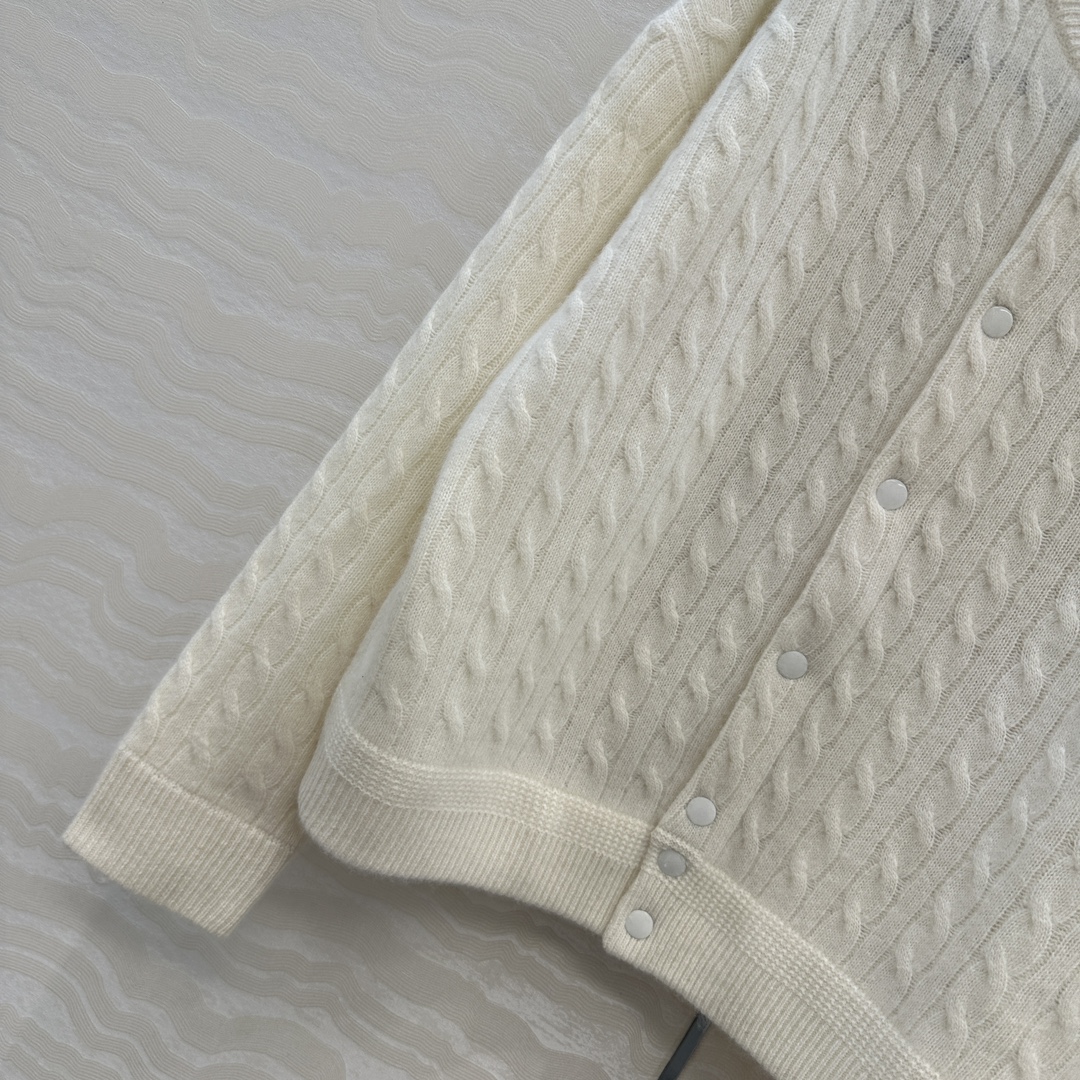 独家首发❤️原单品质❤️浓郁美式风，RL时髦高知穿搭，网球风棒球夹克绞花羊绒外套！经典落肩版型宽松百搭又