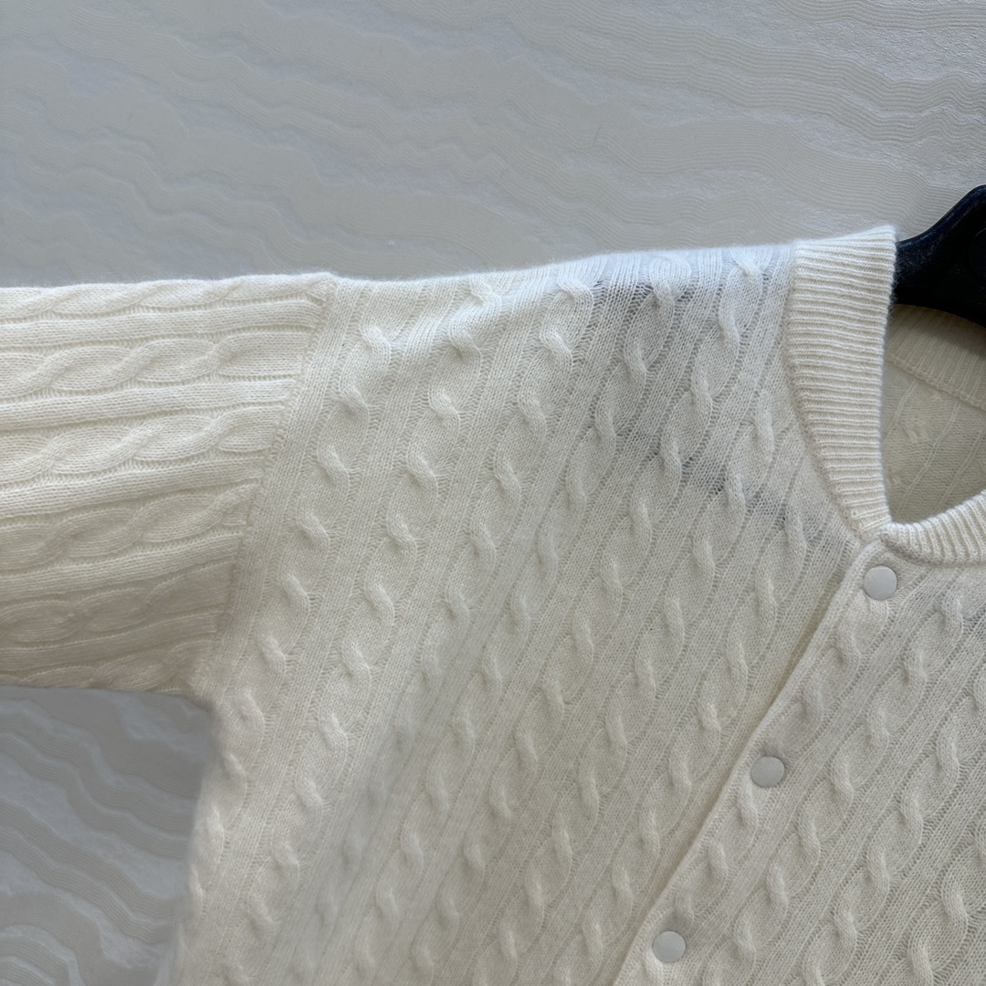 独家首发❤️原单品质❤️浓郁美式风，RL时髦高知穿搭，网球风棒球夹克绞花羊绒外套！经典落肩版型宽松百搭又