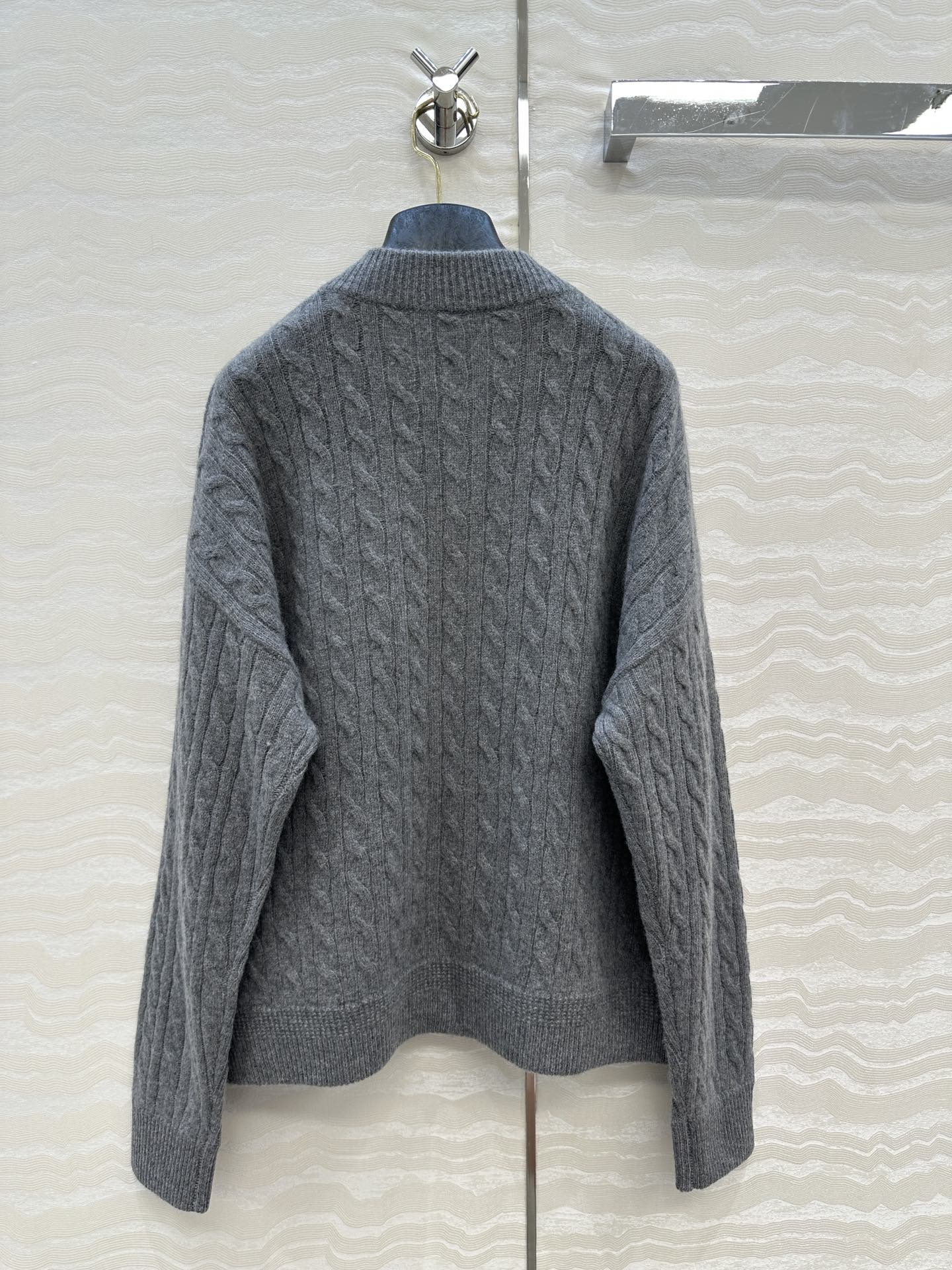 独家首发❤️原单品质❤️浓郁美式风，RL时髦高知穿搭，网球风棒球夹克绞花羊绒外套！经典落肩版型宽松百搭又