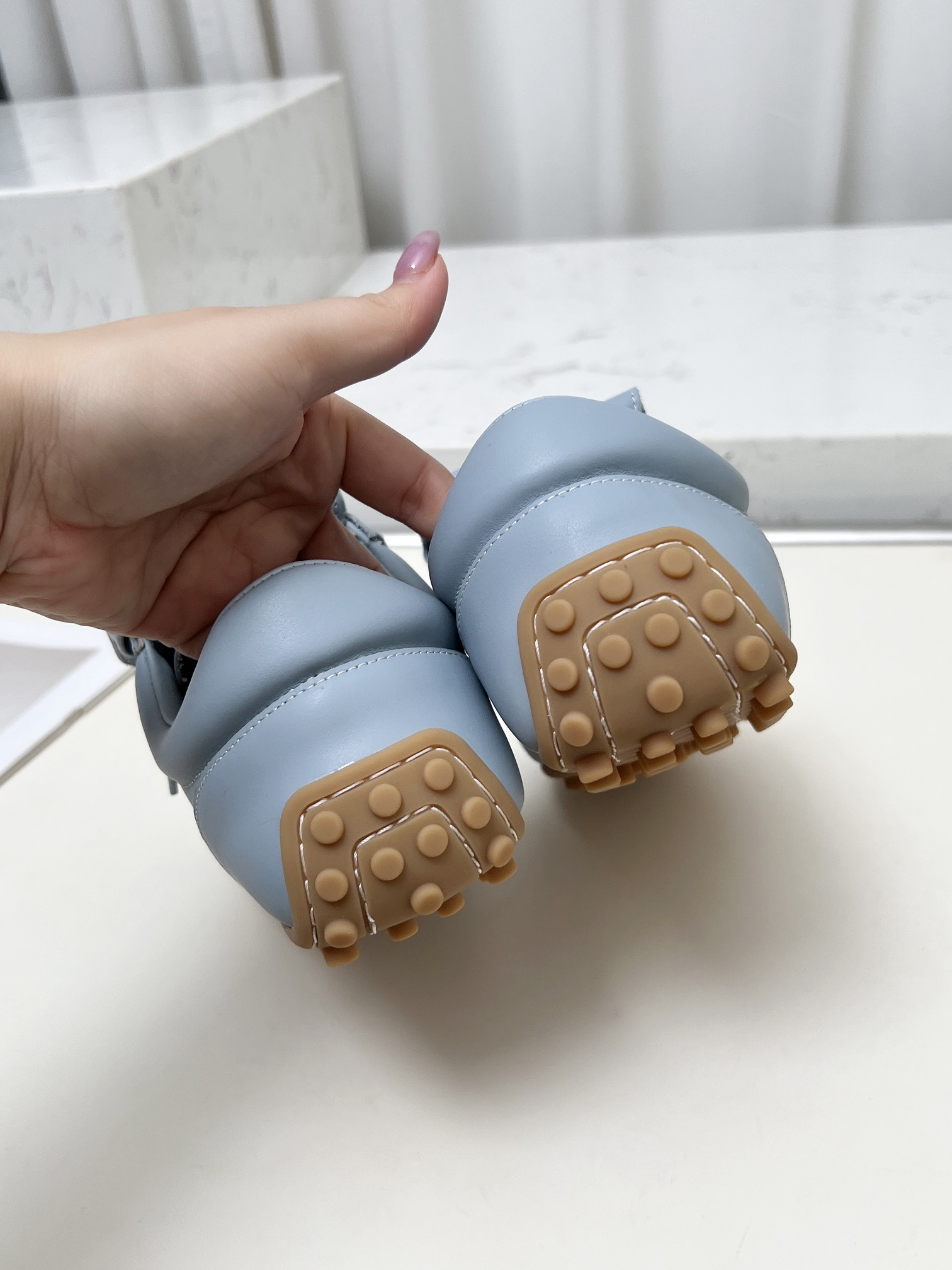 Tod’s T-Marathon Series: Stylish Retro Sports Shoes with Soft Leather & Comfortable Design - 图片 7