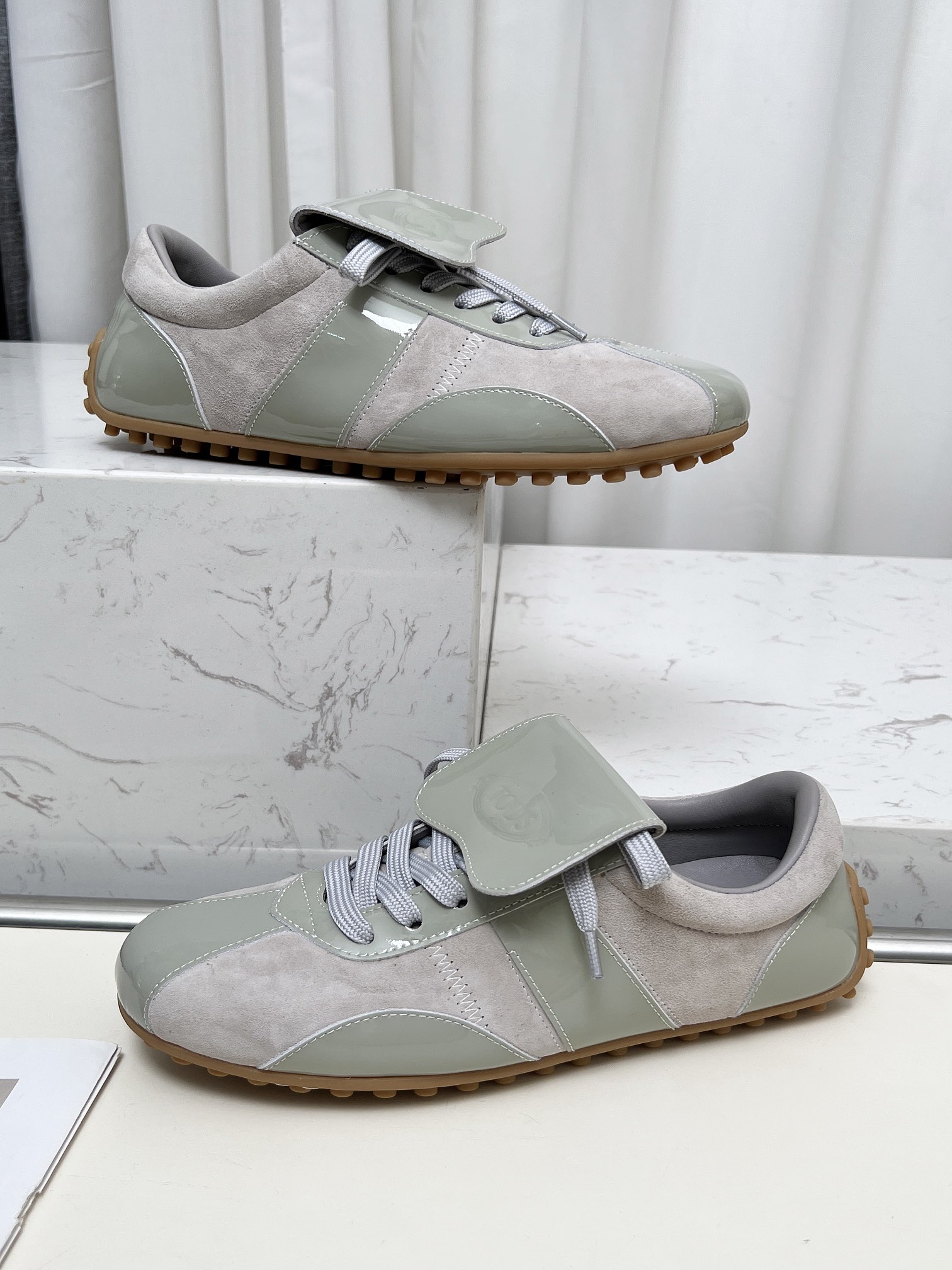 Tod’s T-Marathon Series: Stylish Retro Sports Shoes with Soft Napa Leather - 图片 4