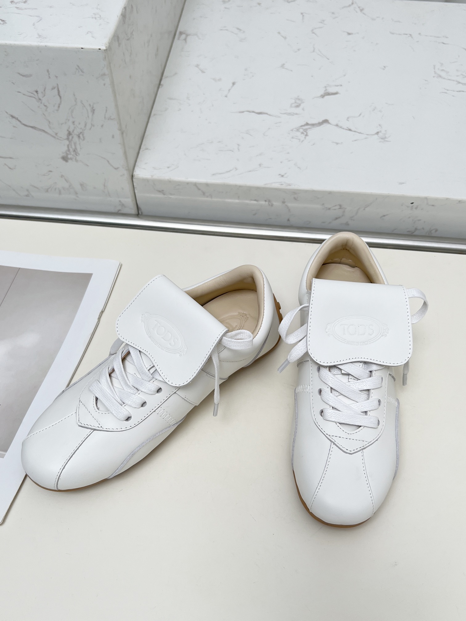 Tod’s T-Marathon Series: Stylish Retro Sports Shoes with Comfortable Features - 图片 6