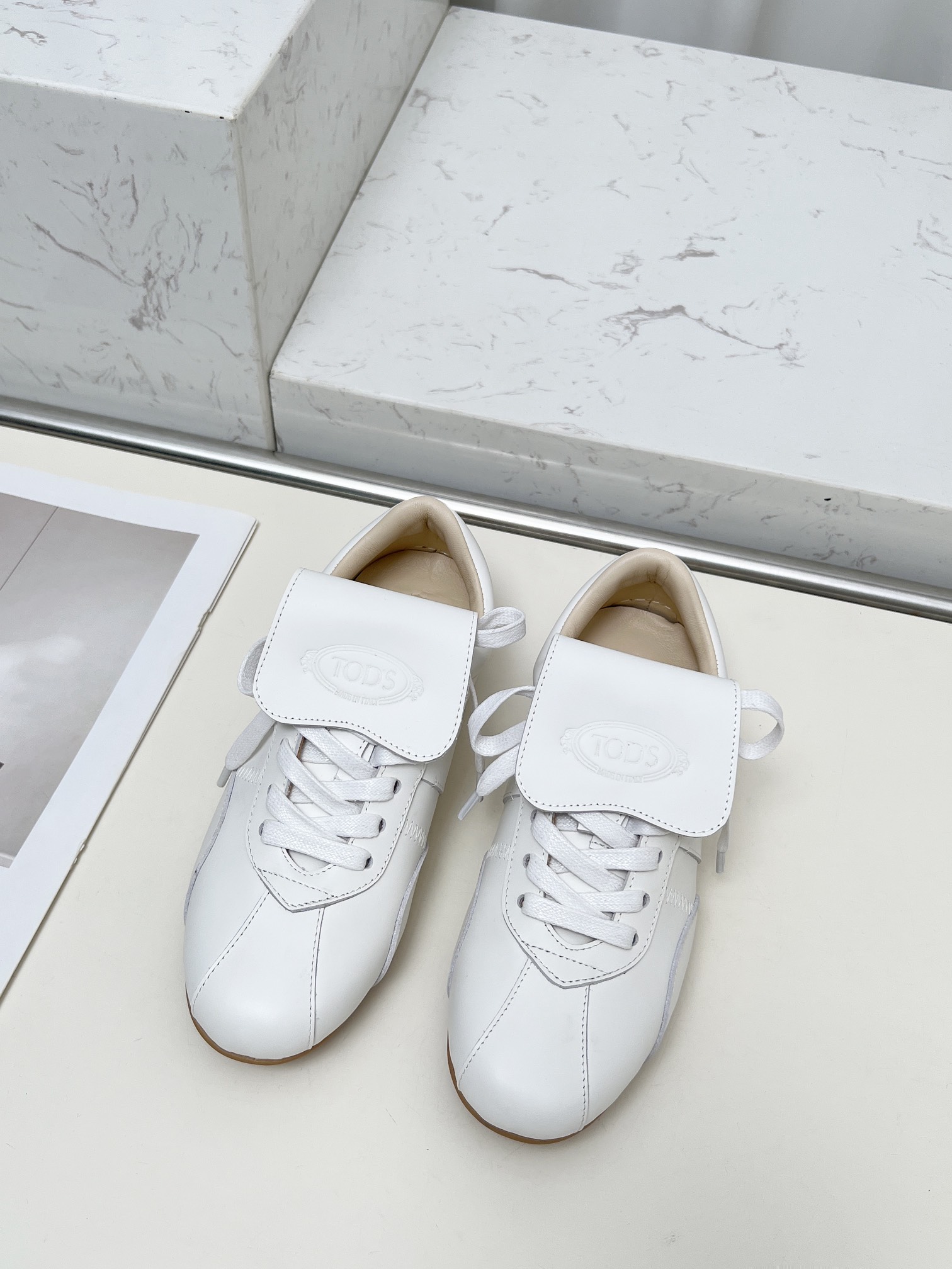 Tod’s T-Marathon Series: Stylish Retro Sports Shoes with Comfortable Features - 图片 7