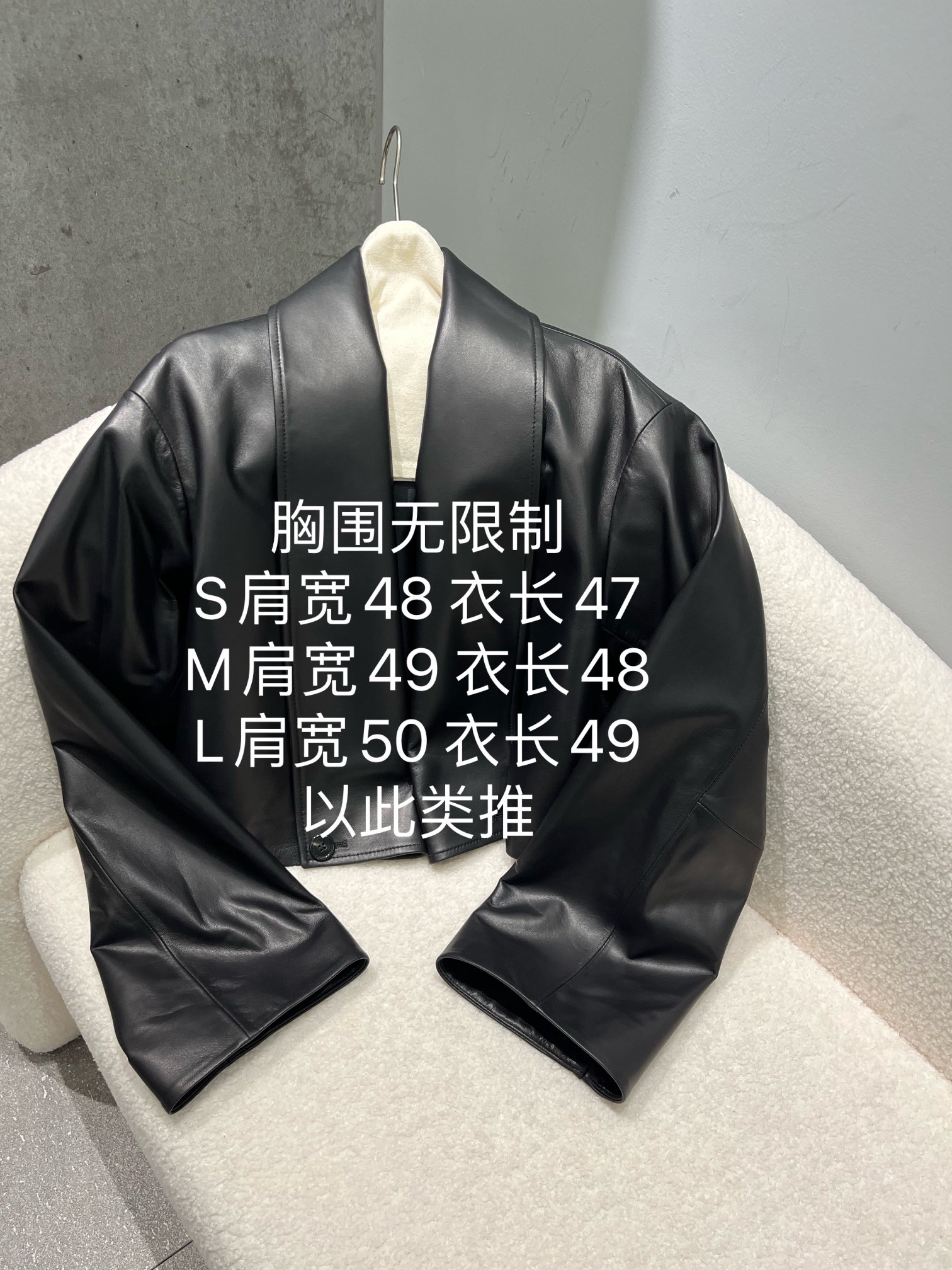 NO:742726,Loose and large version, the upper body feels big, Loewe-clothing, loewe,19860909宽松大版型,上身就是大大的感觉,罗意威-服装,loewe,,Women's clothing