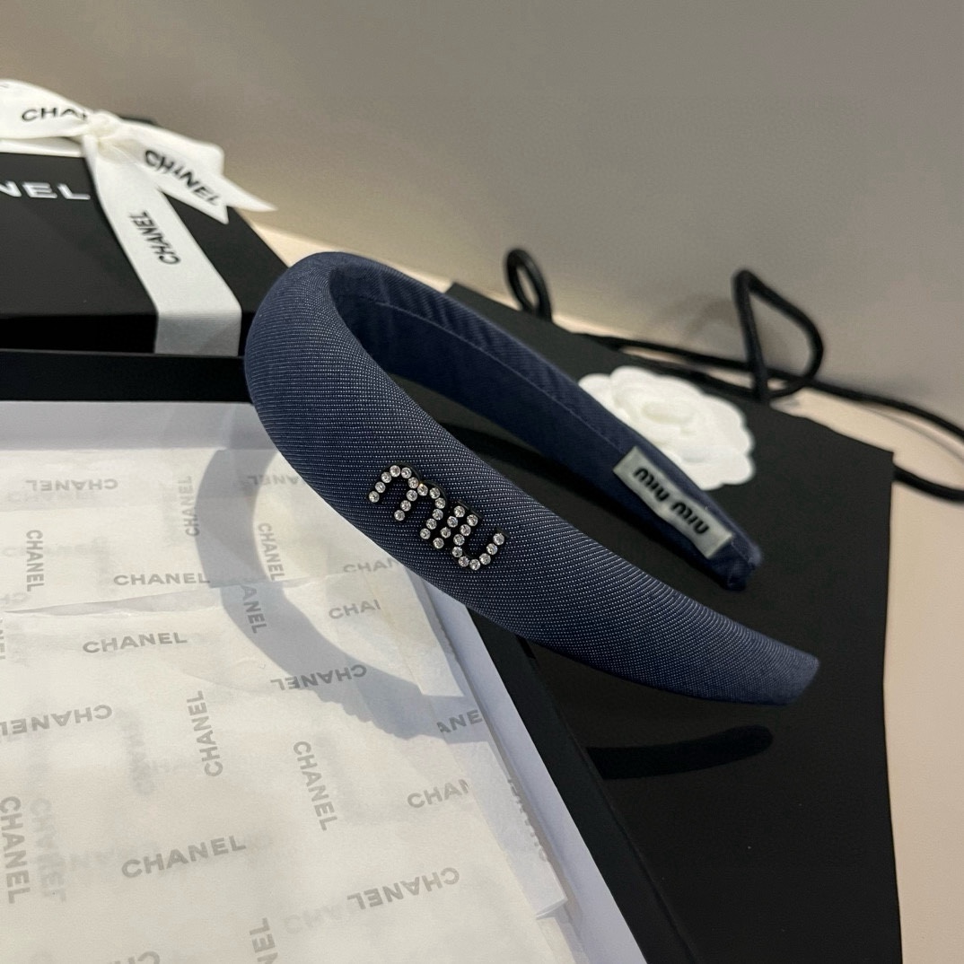 🆕


miumiu缪缪发箍