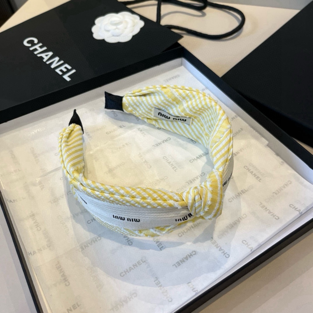 🆕 

miumiu缪缪新款发箍