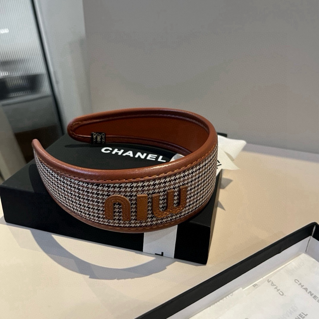 NO:619260,miumiu new hairband hairpins, hairpins, miumiu, hairpins19860909miumiu缪缪新款发箍发夹,发夹,miumiu,hairpins,accessory