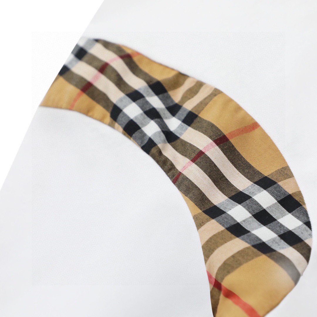 巴宝莉/Burberry 夏季新款 浮雕战马格纹拼接圆领短袖T恤 黑色/白色