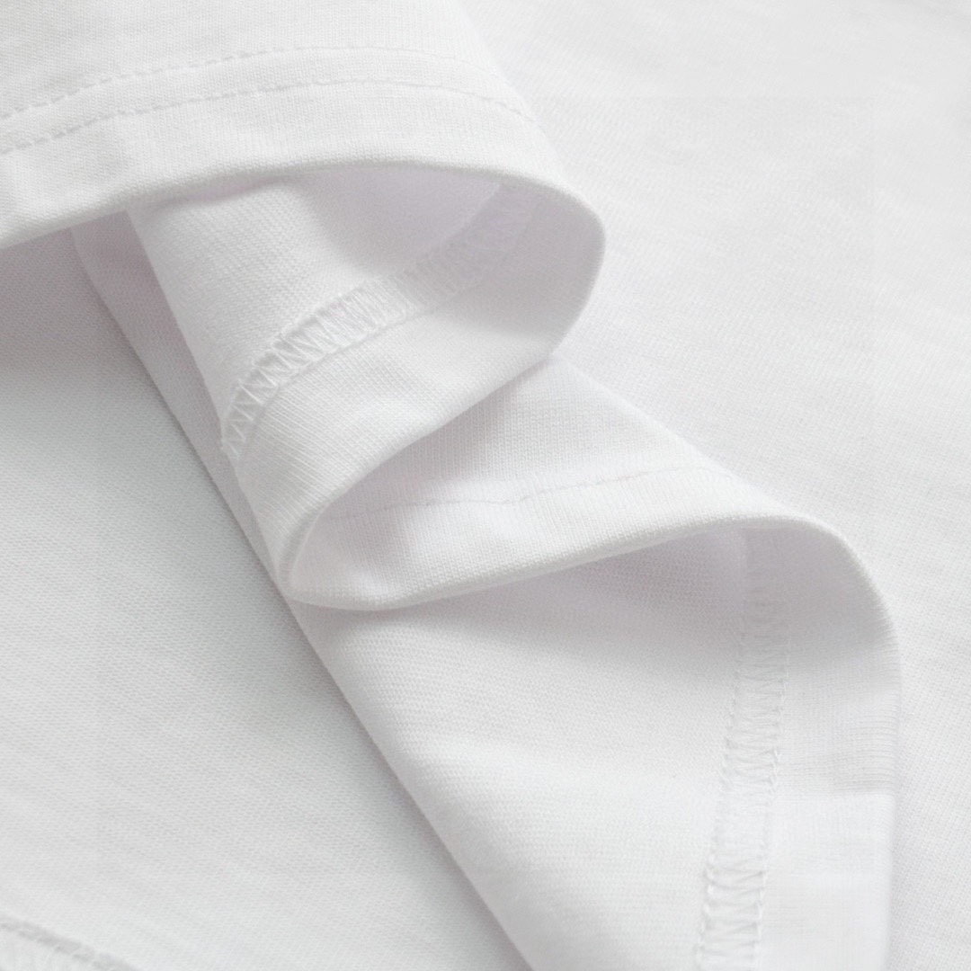 巴宝莉/Burberry 夏季新款 经典小TB刺绣圆领短袖T恤 黑色/白色