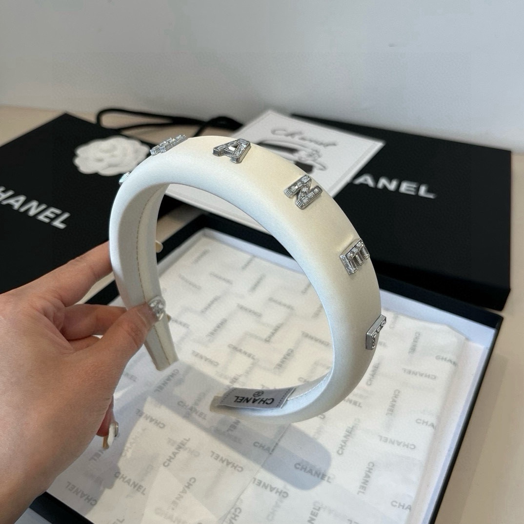 🆕

Chanel香奈儿新款发箍