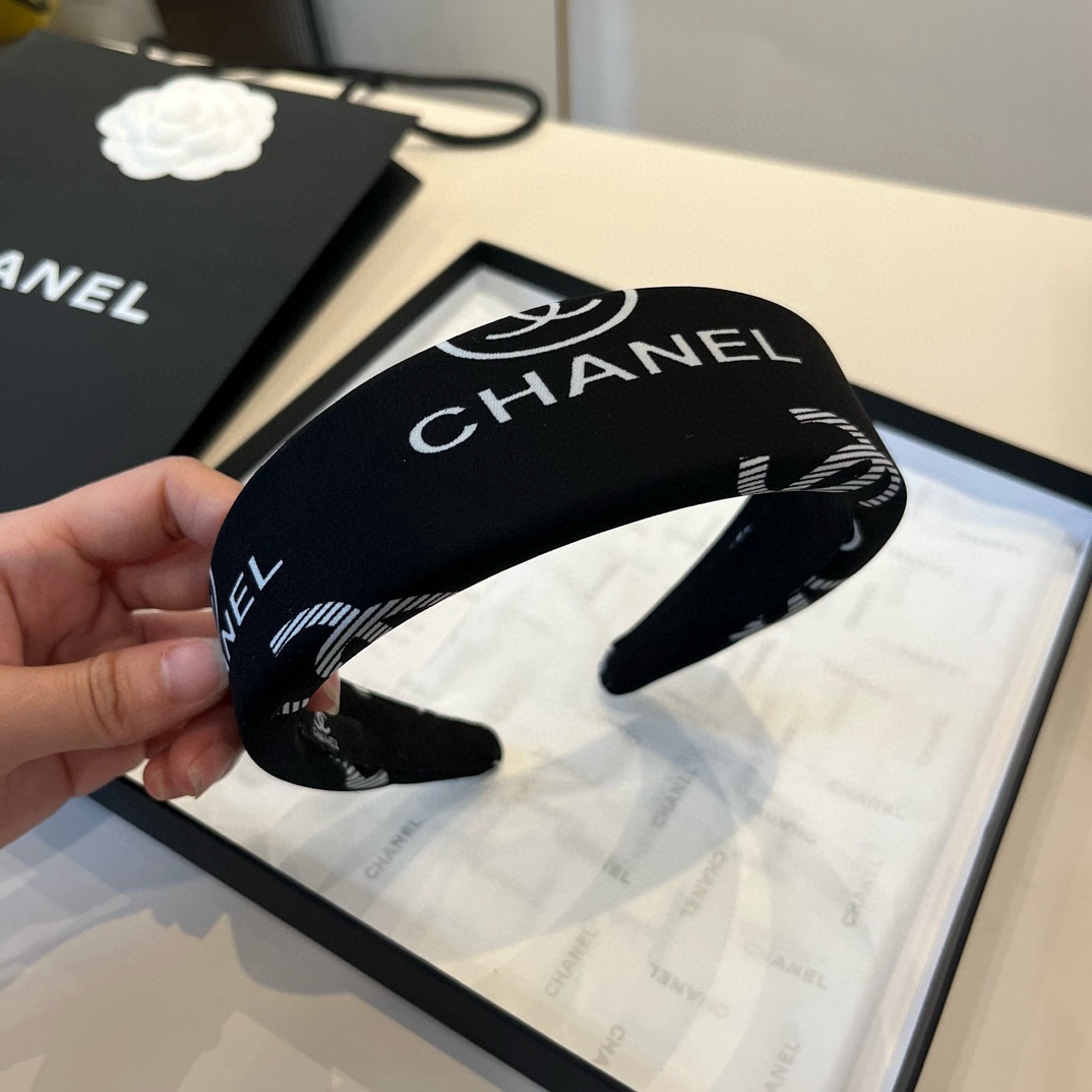 🆕

Chanel香奈儿发箍