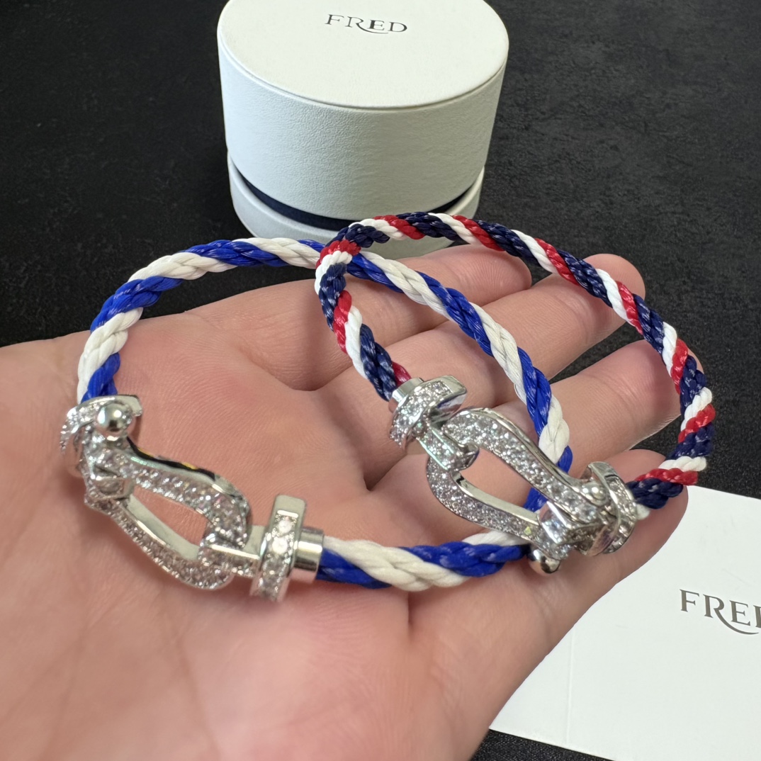 Luxurious Custom Jewelry Collection with Diamonds and Gold Options