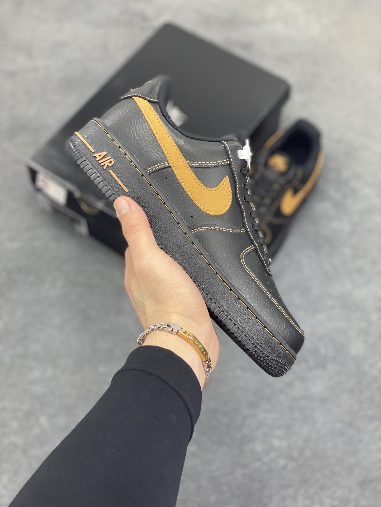 Nike Air Force 1 Low 黑黄 原楦头原纸板 打造纯正空军版型 专注外贸渠道 全掌内置蜂窝气垫 原盒配件 原厂中底钢印、拉帮完美 货号:HQ2037-003 尺码:36 36.5 37.5 38 38.5 39 40 40.5 41 42 42.5 43 44 44.5 45-选品中心