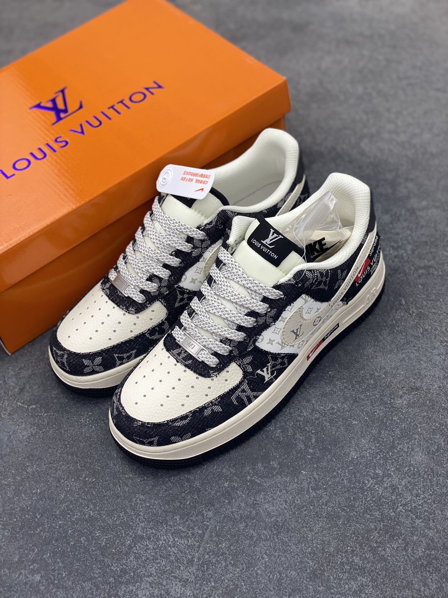 图片[8]-Nike Air Force 1 \’07 Low “LV联名——牛仔米白黑”空军一号 低帮 运动鞋 休闲鞋 折边针车 工艺难度大 原楦头原纸板 原装鞋盒 定制五金配件 内置全掌气垫 原厂鞋底 货号：MZ9588-802 尺码：36 36.5 37.5 38 38.5 39 40 40.5 41 42 42.5 43 44 44.5 45-选品中心