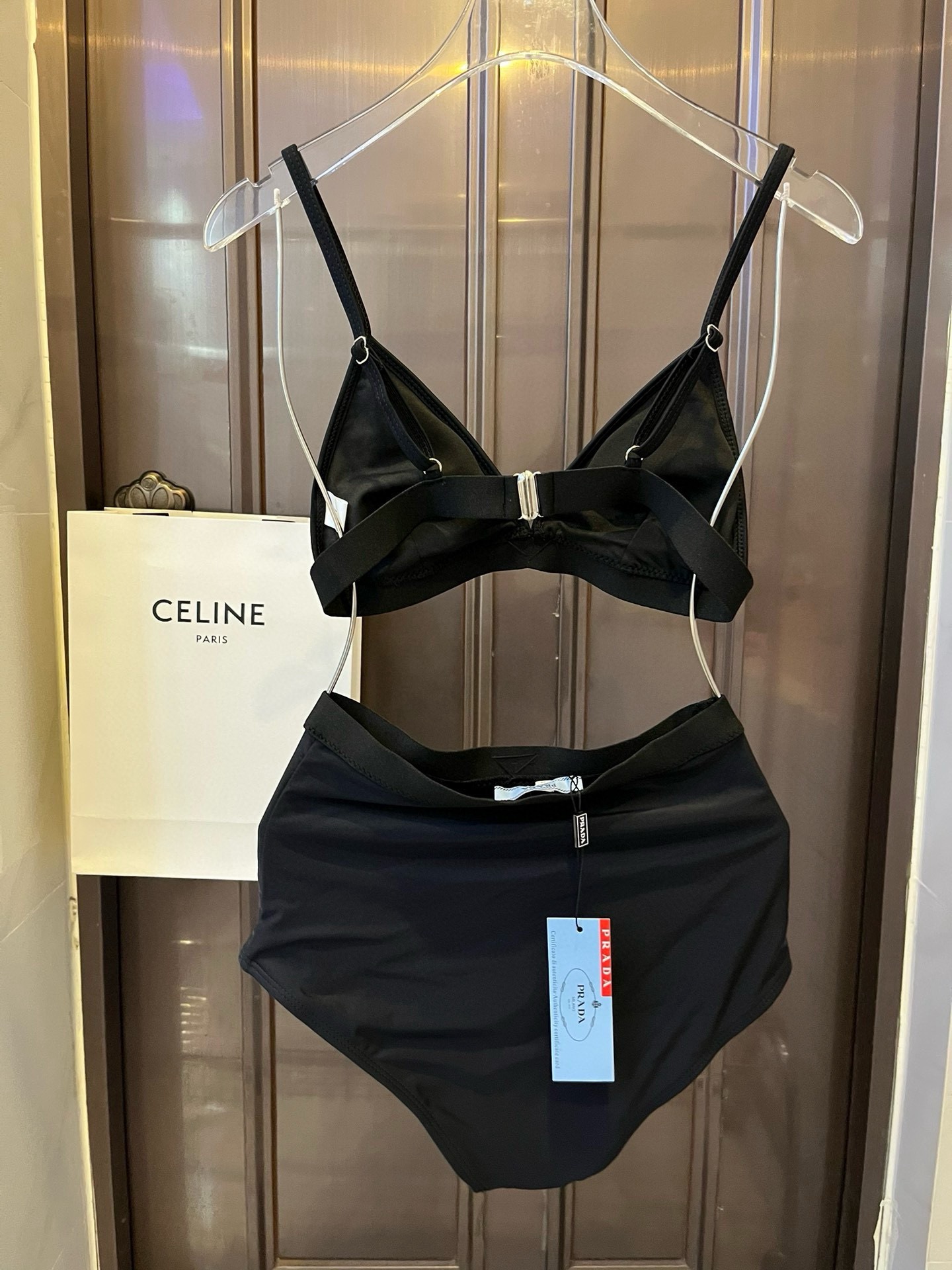 。
PRADA普拉达新款比基尼泳衣，分体比基尼👙，S M L XL