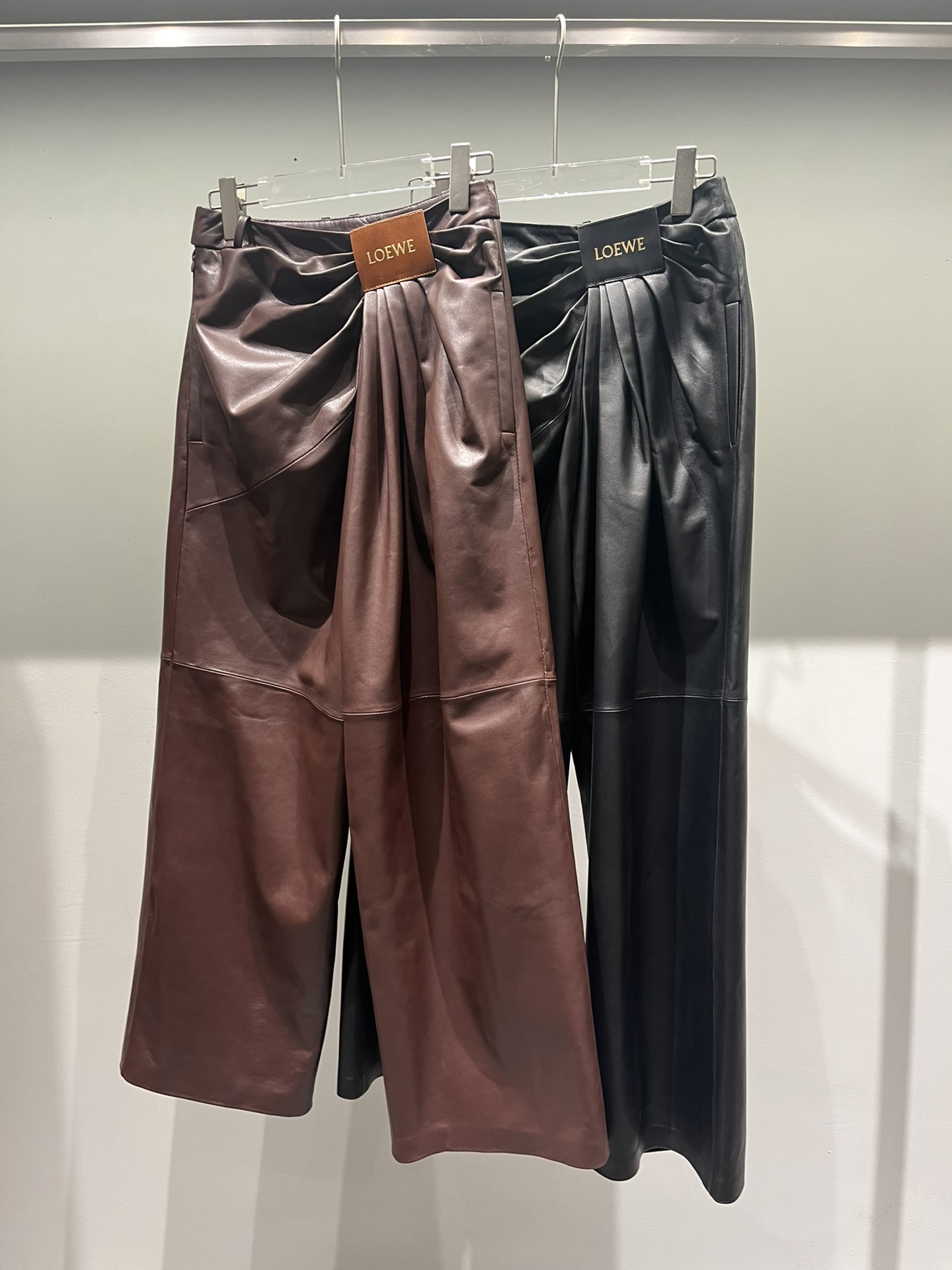 “Versatile P2280 Female Suit with Cheesy Sheep-Skin Pants in Customizable Colors”