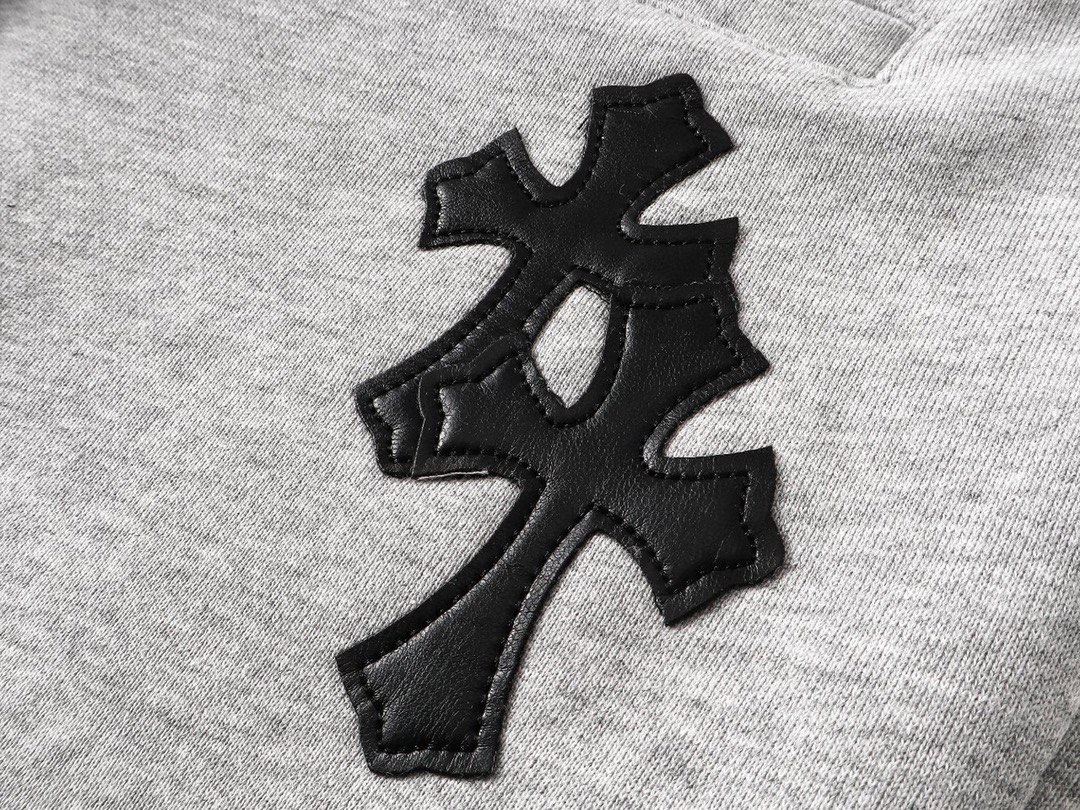 克罗心/Chrome Hearts 夏季新款 皮标刺绣休闲短裤 黑色/灰色