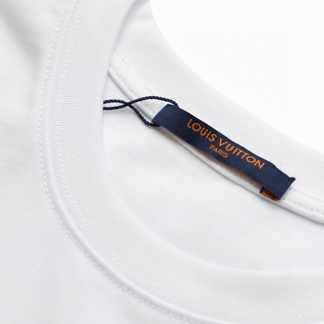 路易威登/Louis Vuitton 夏季新款 红色小标刺绣圆领短袖T恤 白色/黑色