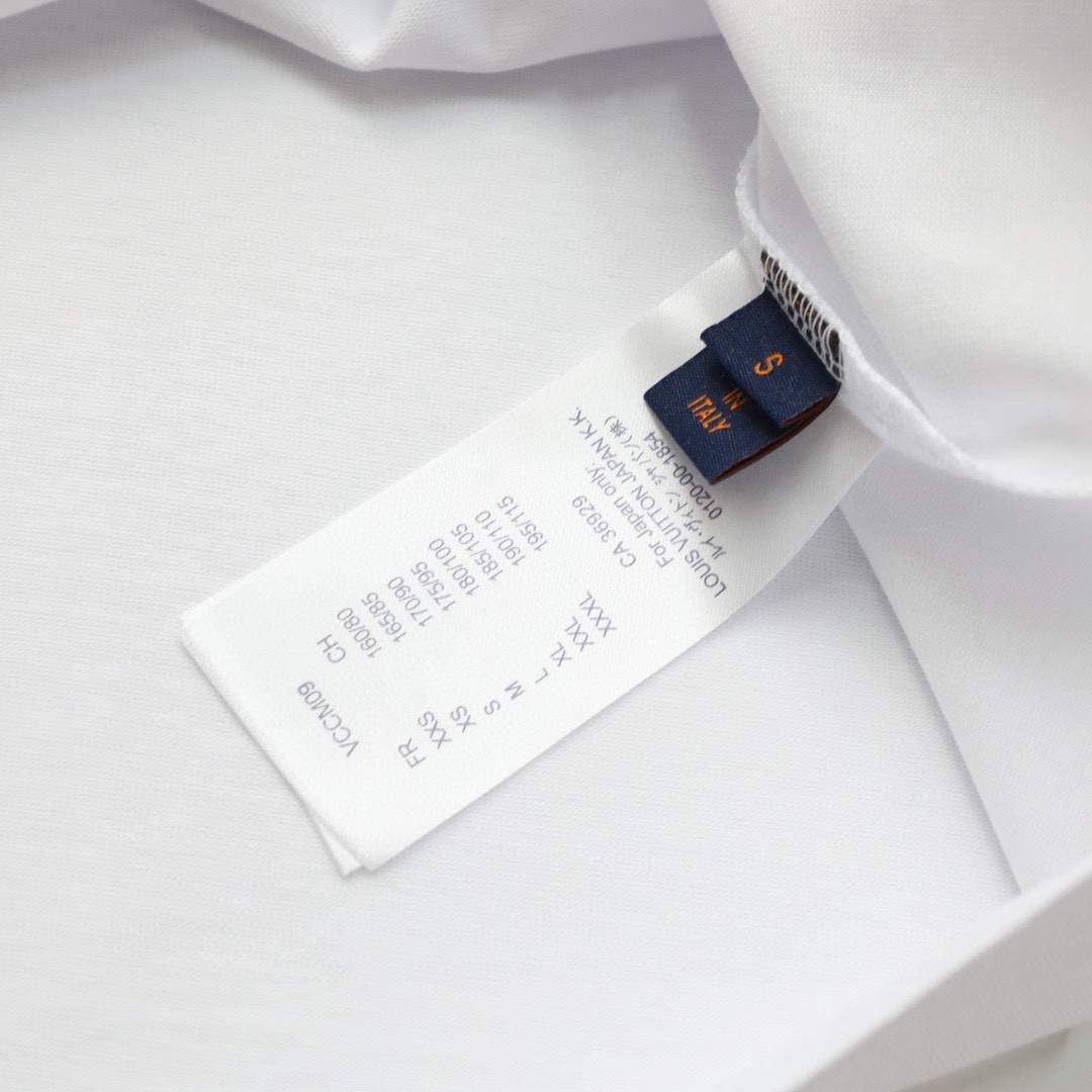 路易威登/Louis Vuitton 夏季新款 红色小标刺绣圆领短袖T恤 白色/黑色