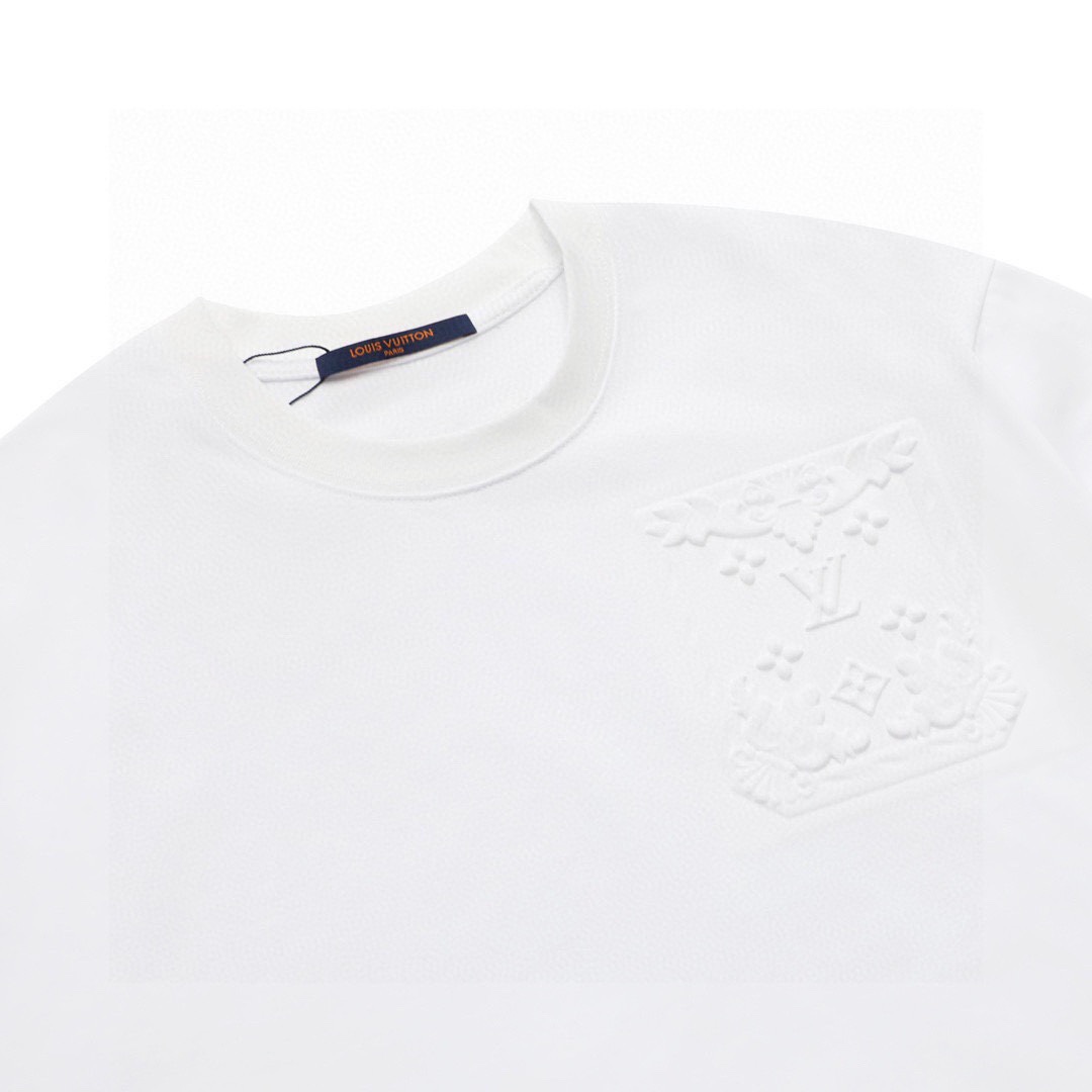路易威登/Louis Vuitton 夏季新款 胸前浮雕压花字母圆领短袖T恤 白色/黑色