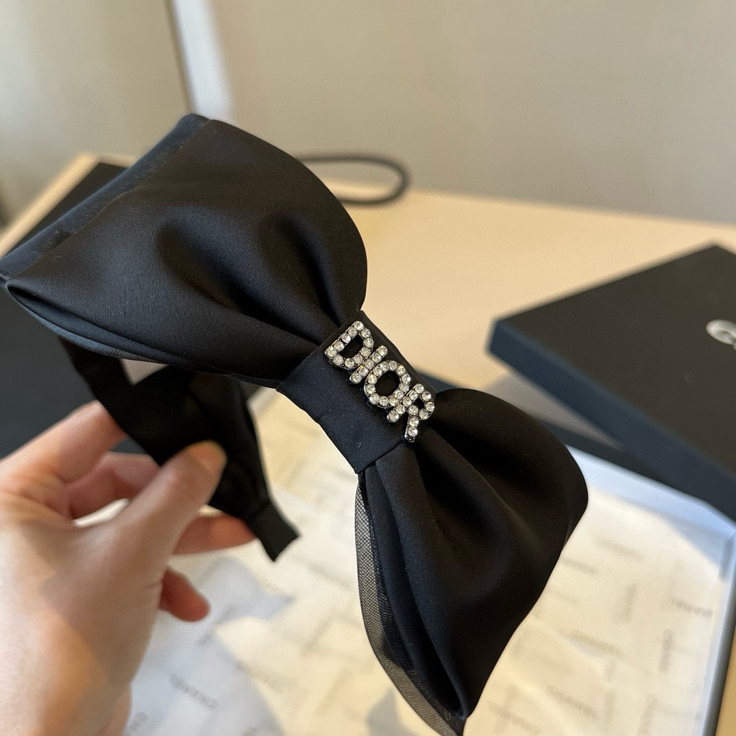 🆕

Dior迪奥新款发箍