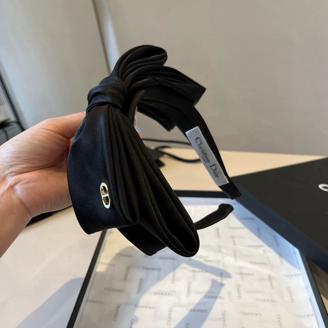 🆕

Dior迪奥新款发箍