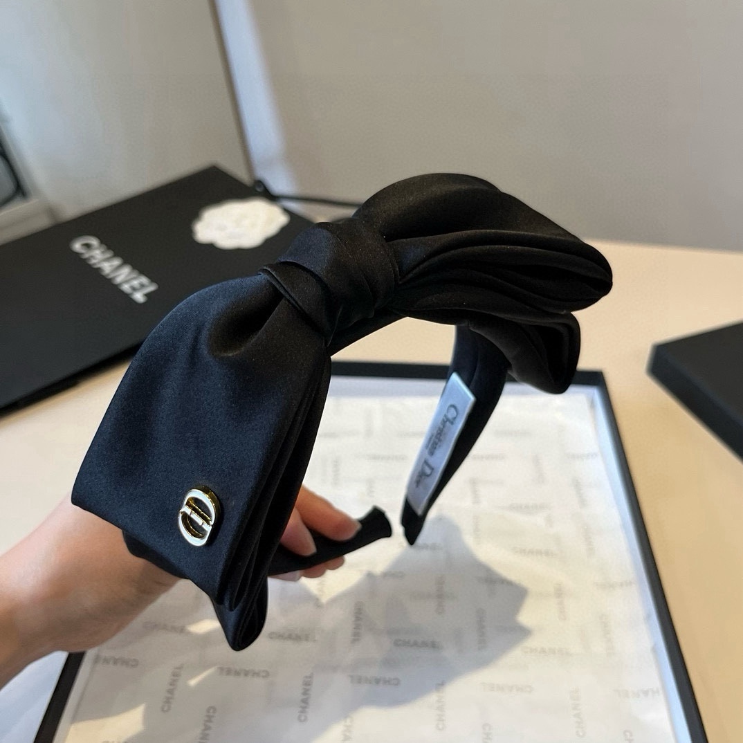 🆕

Dior迪奥新款发箍