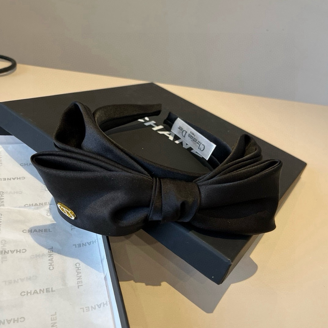 🆕

Dior迪奥新款发箍