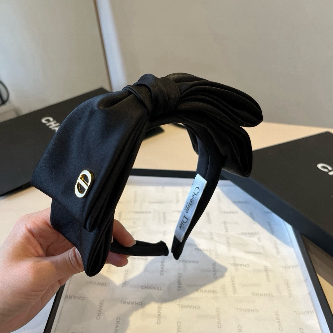 🆕

Dior迪奥新款发箍