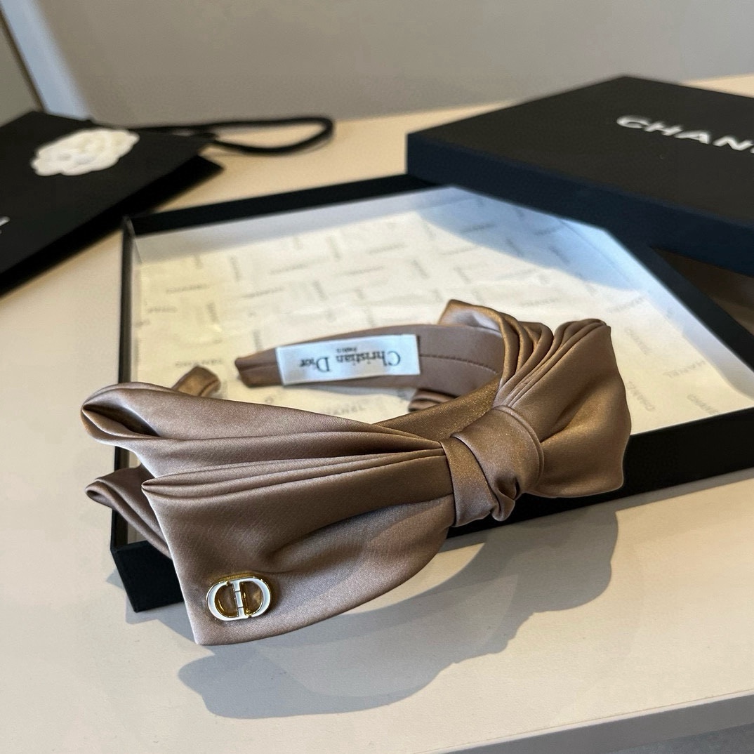 🆕

Dior迪奥新款发箍
