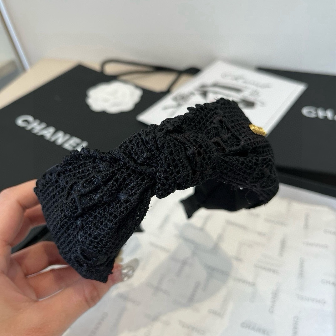 🆕

Gucci古奇新款蕾丝发箍