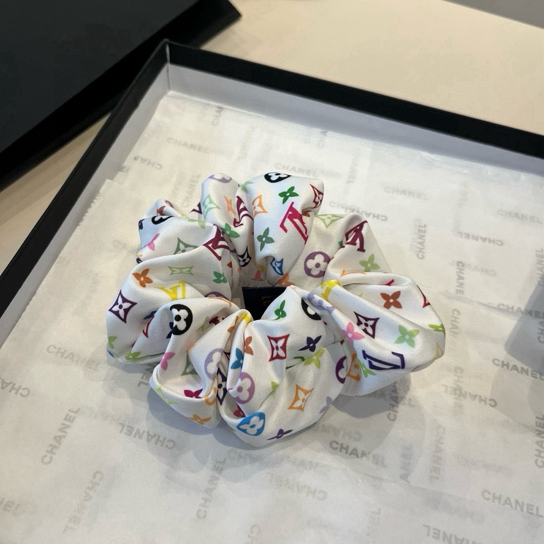 🆕

LV新款发圈