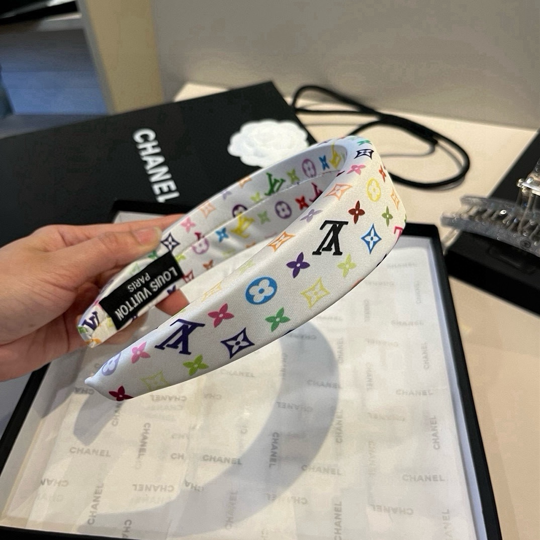 🆕

Lv发带，蝴蝶结新款发圈